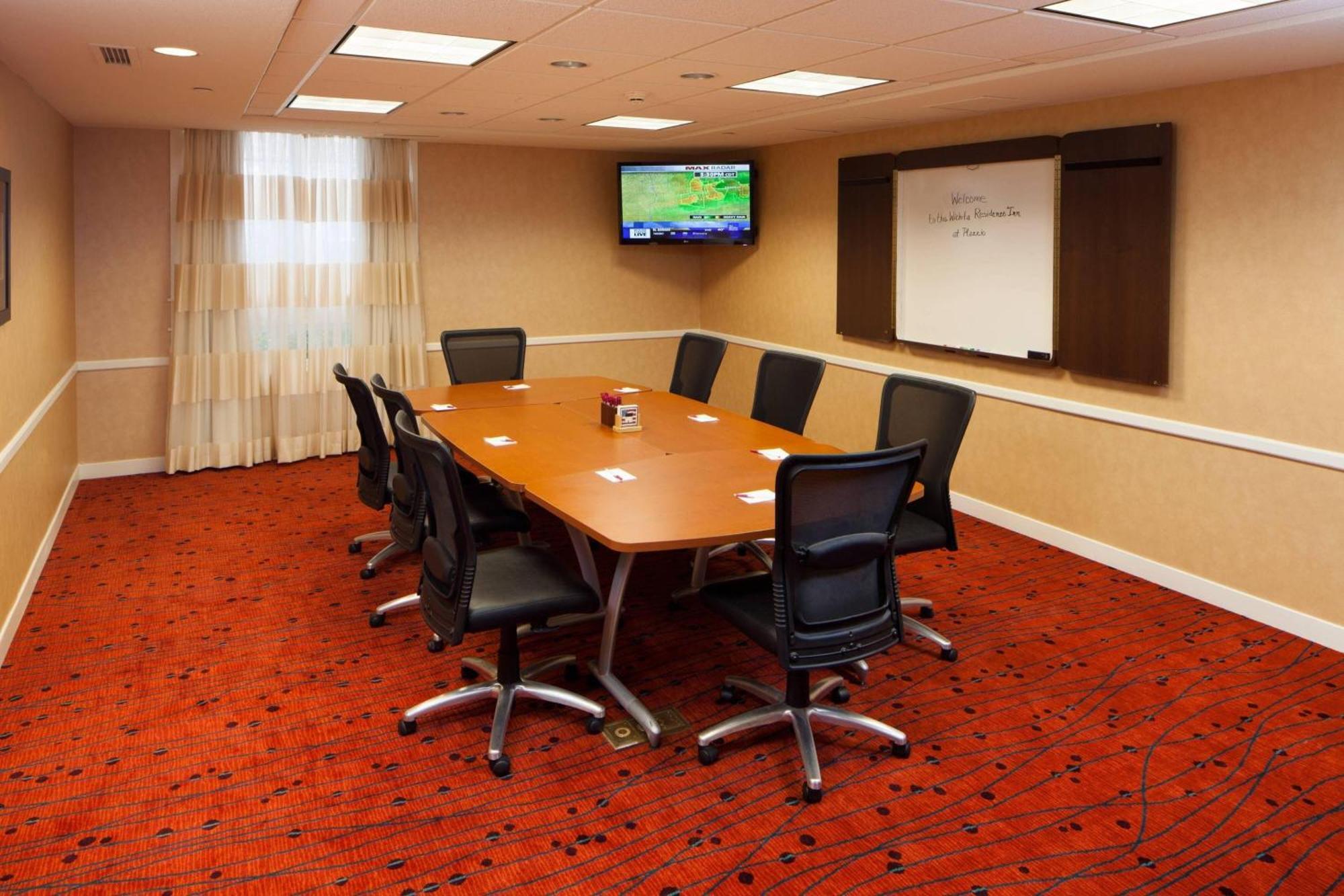 Residence Inn By Marriott Wichita East At Plazzio מראה חיצוני תמונה